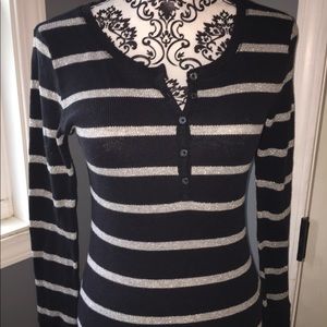 Medium button up Henley